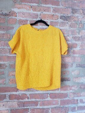 Vintage 100% Silk Short Sleeved Blouse - Fiji Sport